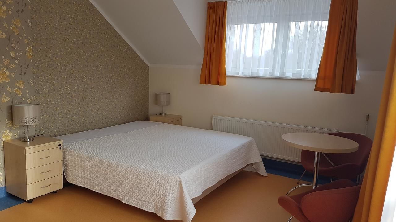 Отели типа «постель и завтрак» Dom Przy Parku Nałęczów Наленчув-35